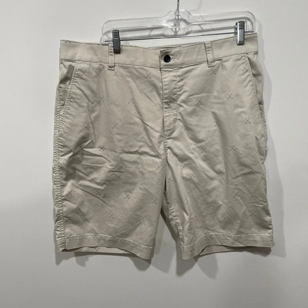 Nike Dri-Fit Golf Shorts Men's Size 36 Beige Golf Club Print‎ Flat Front